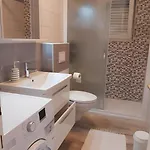 Apartment With Parking Space Palit, Rab - 24073 Rab Town