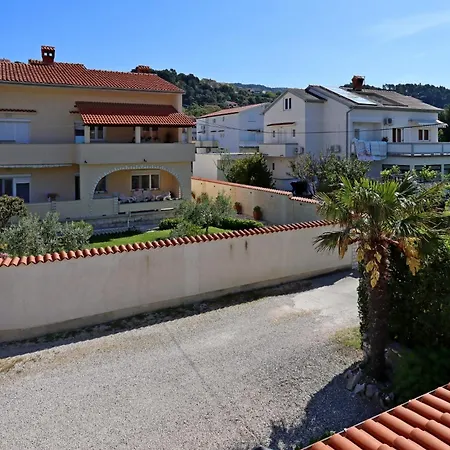Apartmán With Parking Space Palit, Rab - 24073 Rab Town